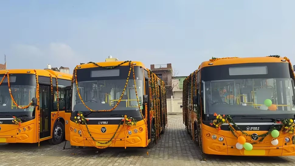 Agra: City buses every 2 minutes, no more waiting in Tajnagari